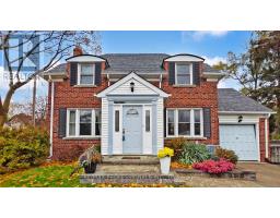 31 WINSTON GROVE, Toronto, Ontario