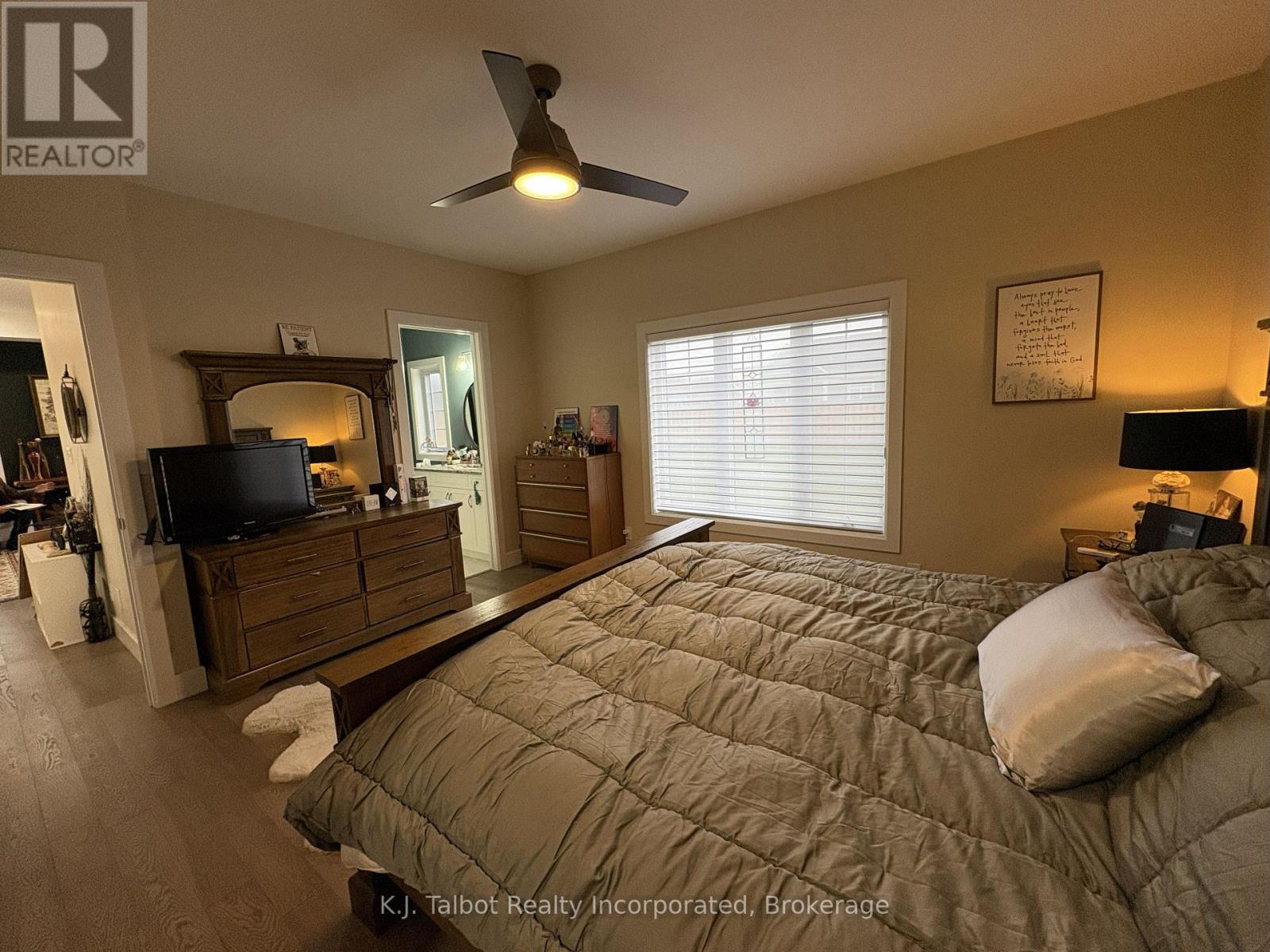 18 Tattersall Lane, Lambton Shores, Ontario N0M 1T0 - Photo 19 - X12546666