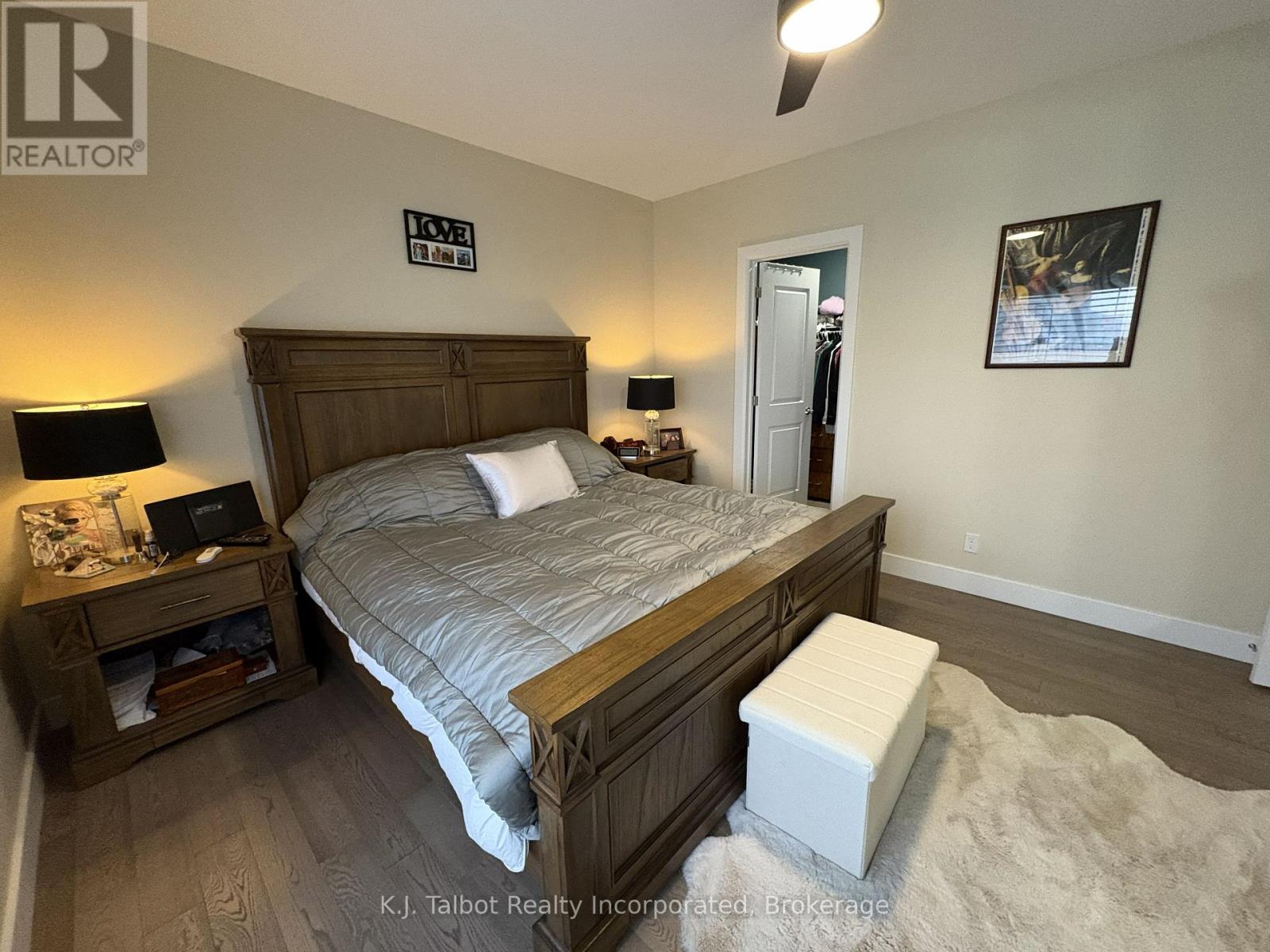 18 Tattersall Lane, Lambton Shores, Ontario N0M 1T0 - Photo 20 - X12546666