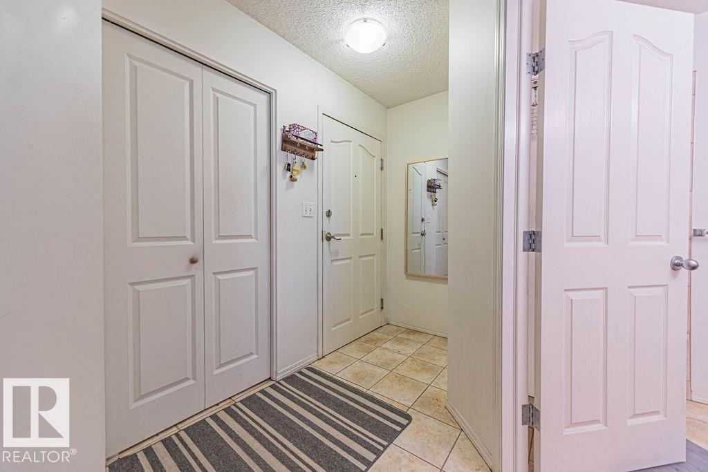 9707 105 St Nw, Edmonton, Alberta  T5K 2Y4 - Photo 5 - E4465780