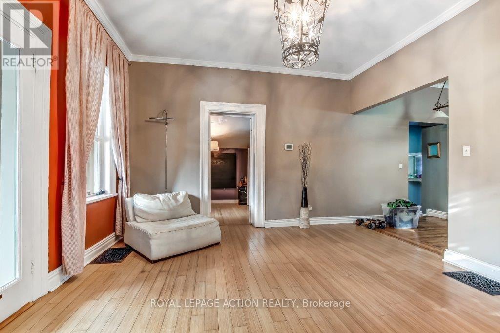 85 Grand River Avenue, Brantford, Ontario  N3T 4X5 - Photo 6 - X12546484