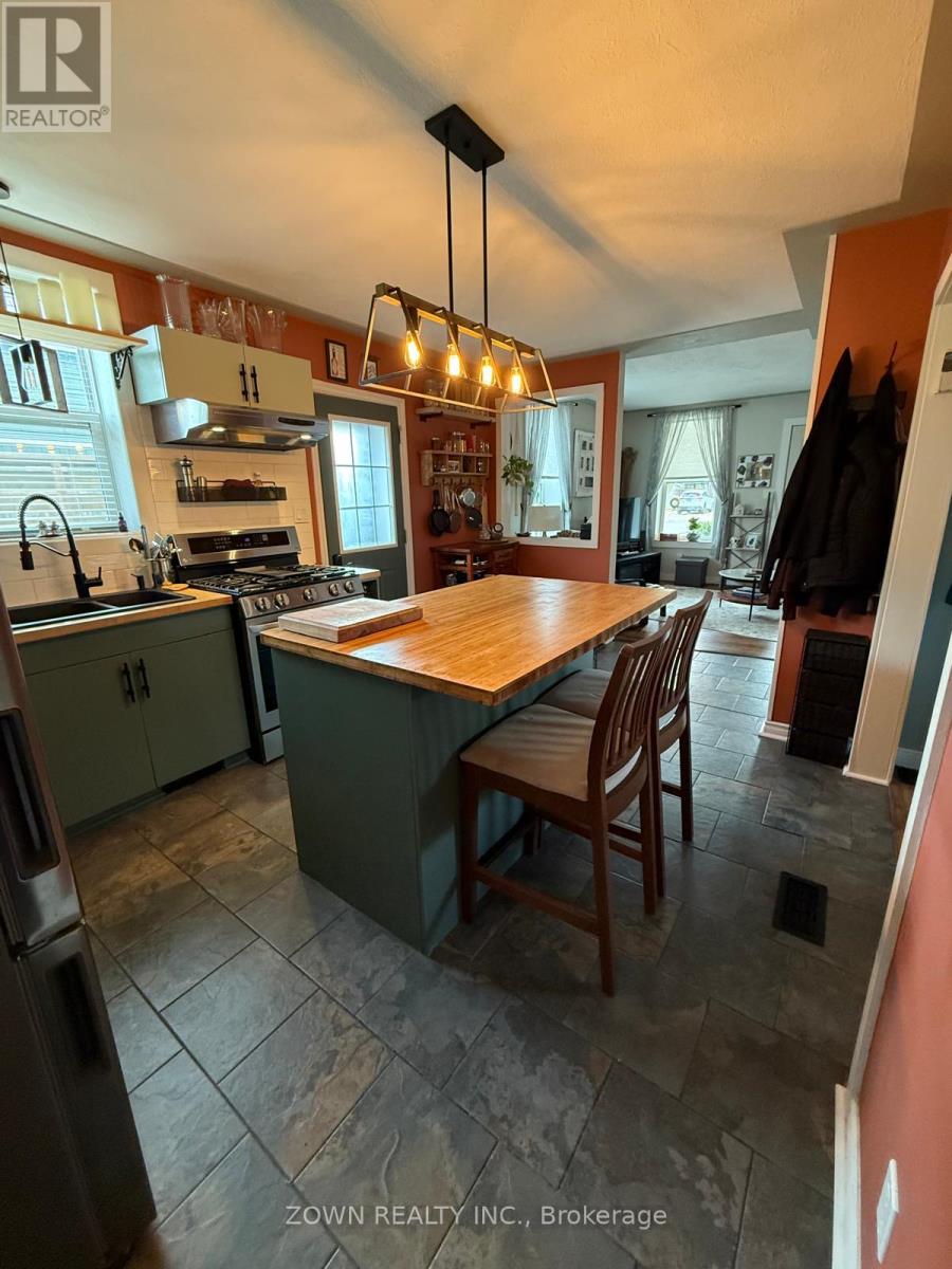 68 Victoria Street, Chatham-Kent, Ontario  N0P 2K0 - Photo 7 - X12546488