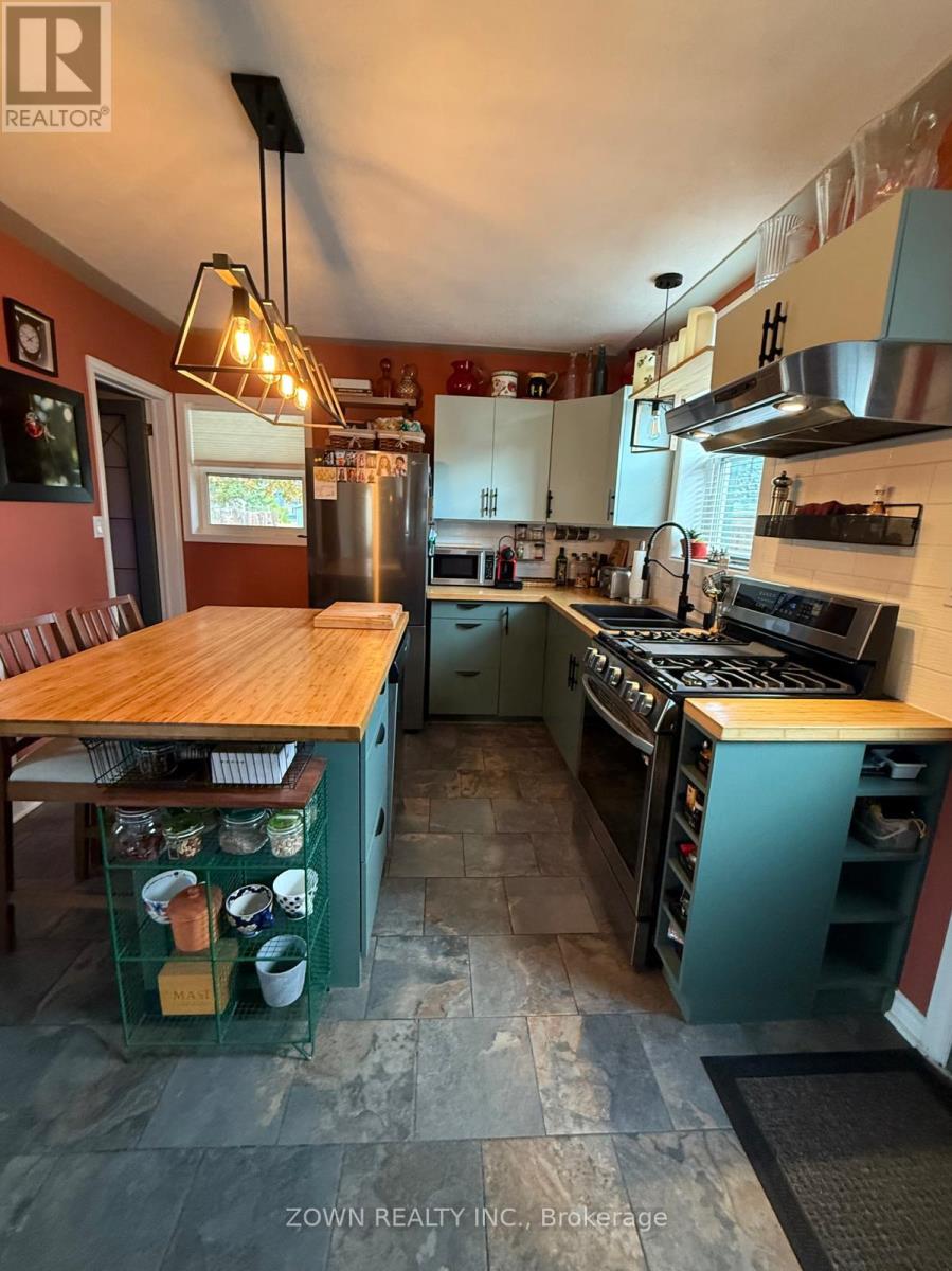 68 Victoria Street, Chatham-Kent, Ontario  N0P 2K0 - Photo 8 - X12546488