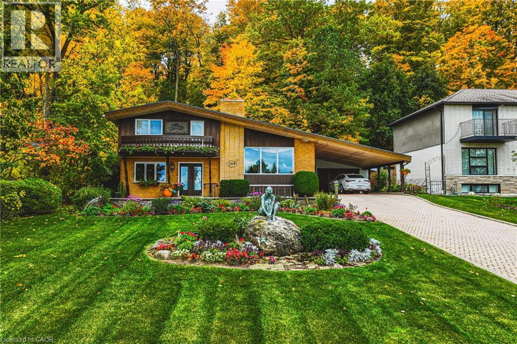 36 MAPLE Drive, Stoney Creek, Ontario