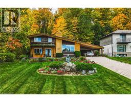 36 MAPLE Drive, Stoney Creek, Ontario