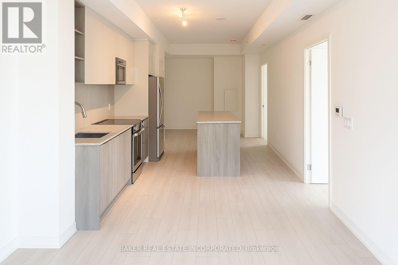 915 - 31 Tippett Road, Toronto, Ontario  M3H 0C8 - Photo 4 - C12546634