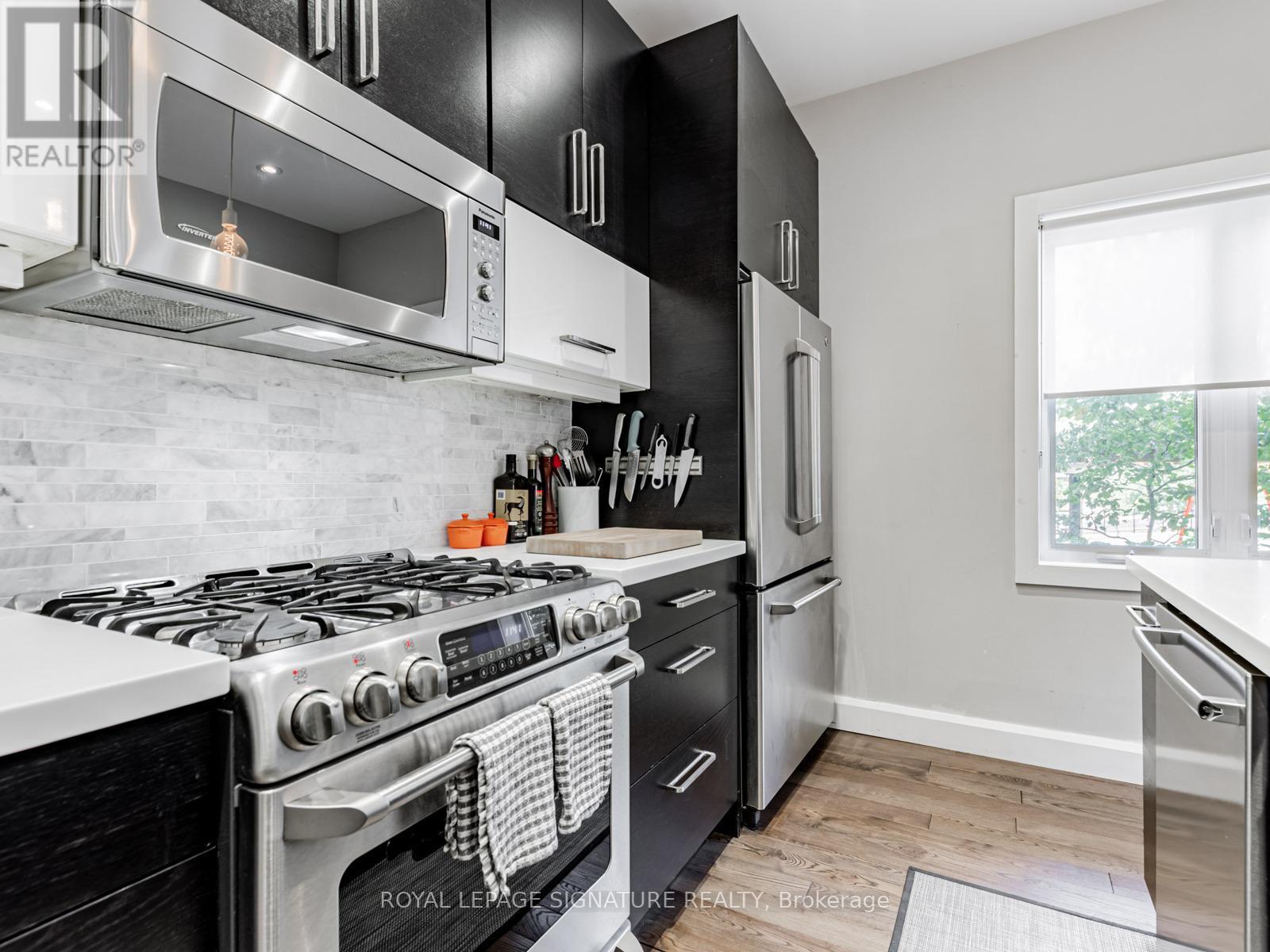 480 Vaughan Road, Toronto, Ontario  M6C 2P7 - Photo 11 - C12546636