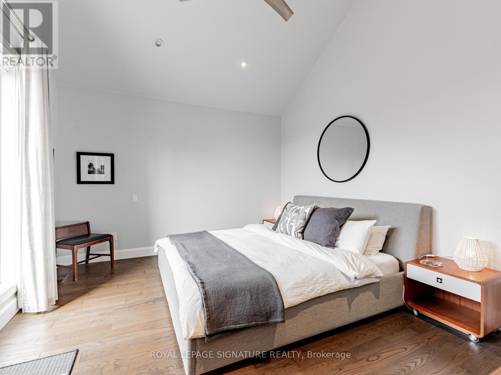 480 Vaughan Road, Toronto, Ontario  M6C 2P7 - Photo 16 - C12546636