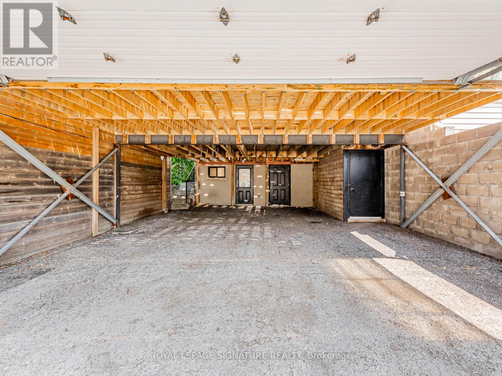 480 Vaughan Road, Toronto, Ontario  M6C 2P7 - Photo 39 - C12546636