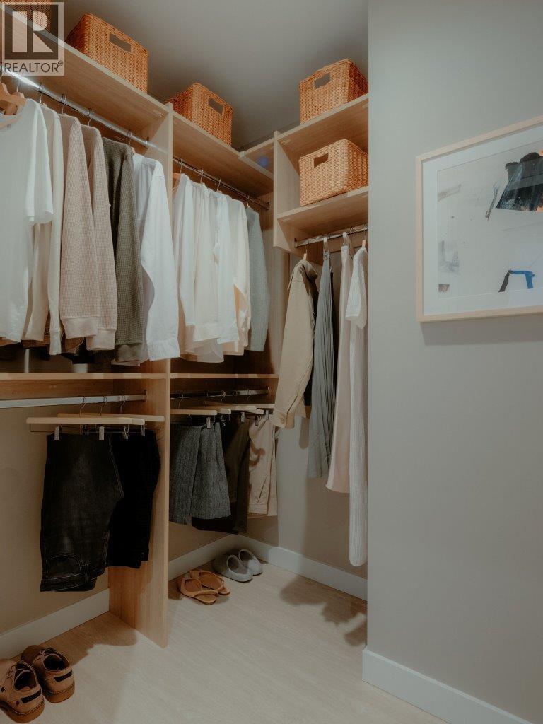 203 3633 Willingdon Avenue, Burnaby, British Columbia  V0V 0V0 - Photo 6 - R3067413