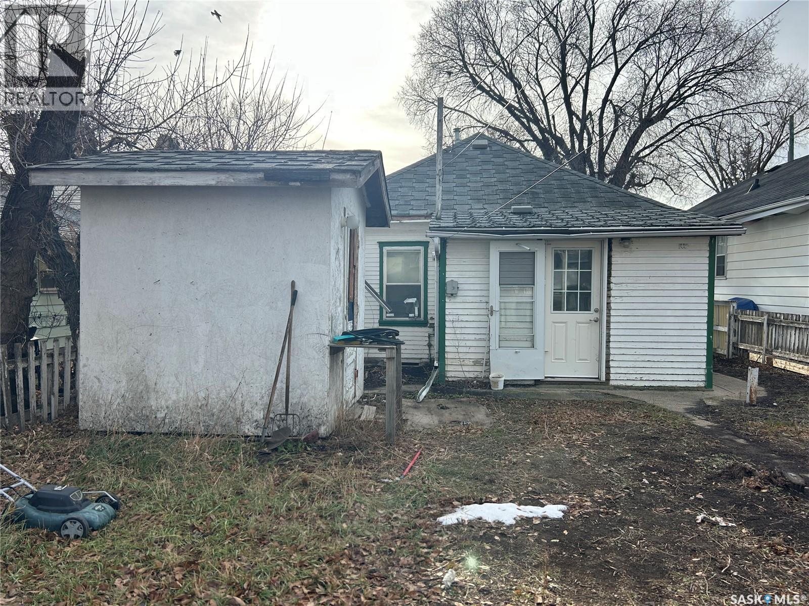 1010 Coteau Street W, Moose Jaw, Saskatchewan  S6H 5G4 - Photo 14 - SK024079