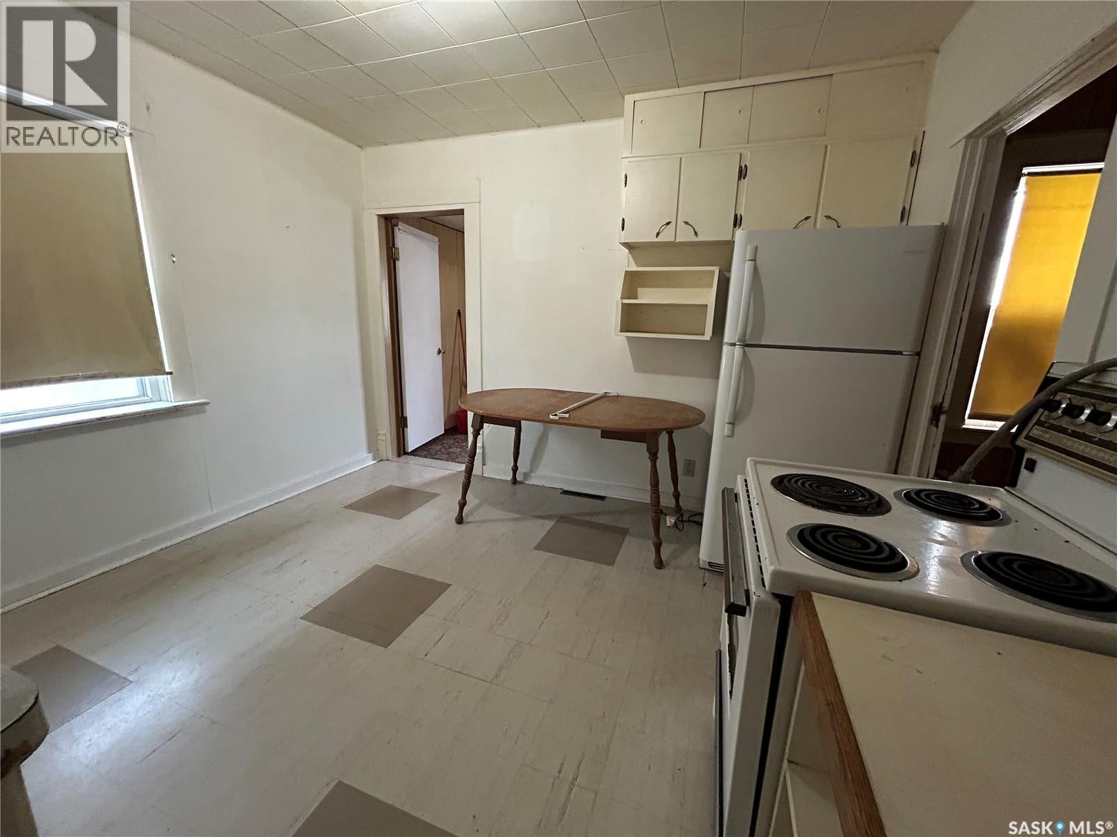 1010 Coteau Street W, Moose Jaw, Saskatchewan  S6H 5G4 - Photo 9 - SK024079