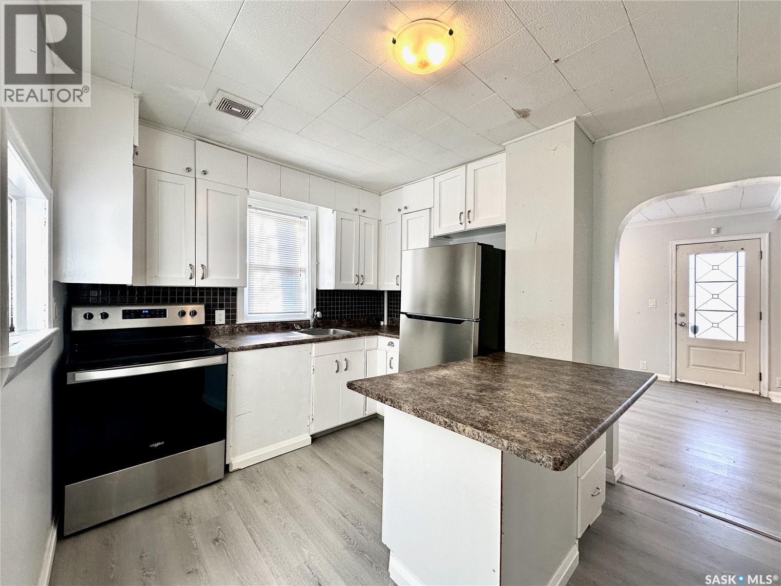 836 K Avenue N, Saskatoon, Saskatchewan  S7L 2N1 - Photo 5 - SK024074