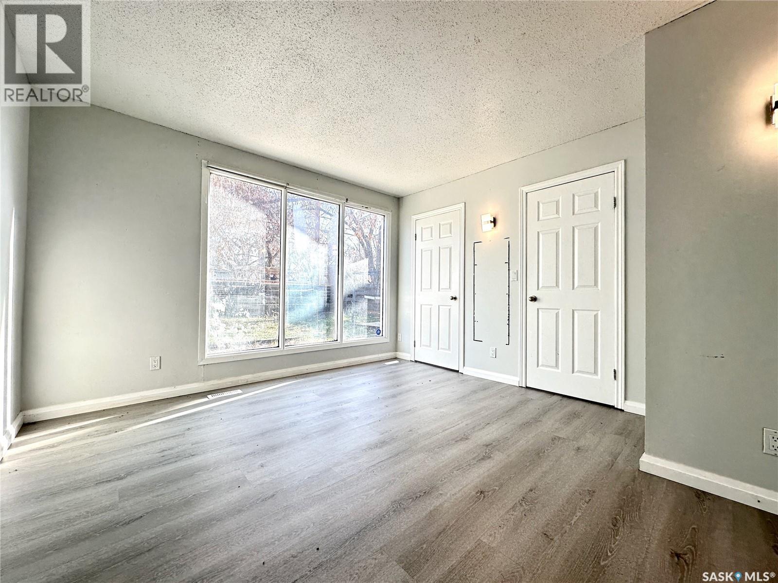 836 K Avenue N, Saskatoon, Saskatchewan  S7L 2N1 - Photo 9 - SK024074