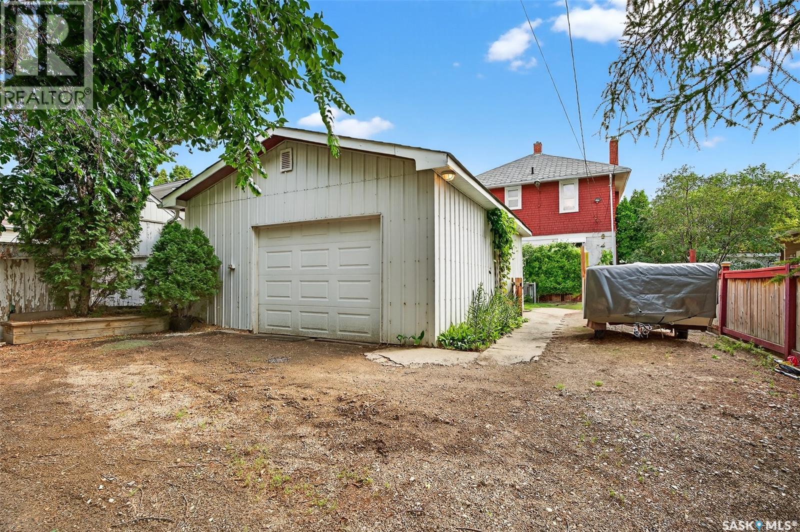 1120 3rd Avenue Nw, Moose Jaw, Saskatchewan  S6H 3V2 - Photo 49 - SK024066