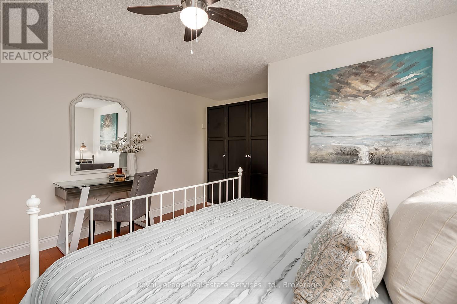 1544 Greenbriar Drive, Oakville, Ontario  L6M 1Y5 - Photo 30 - W12533520