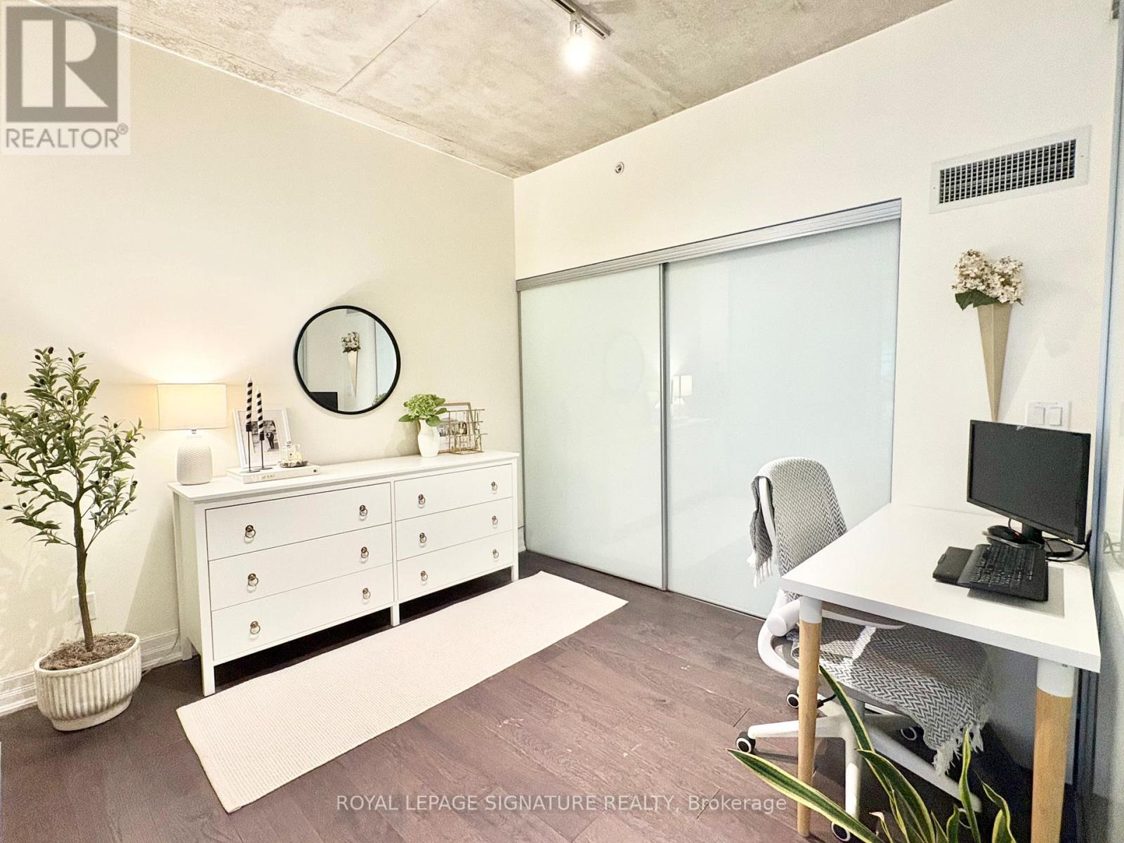 711 - 1190 Dundas Street E, Toronto, Ontario  M4M 0C5 - Photo 18 - E12546732