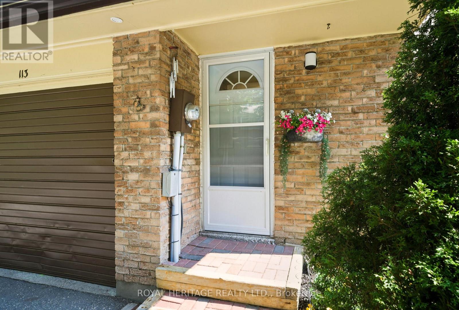 Property at 113 - 929 BURNS STREET W image 5