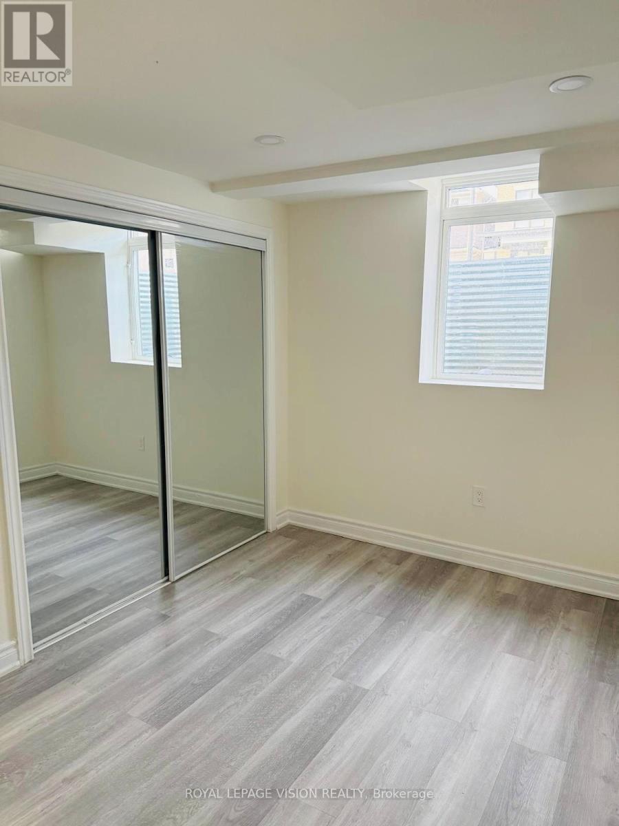 1291 Plymouth Drive, Oshawa, Ontario  L1L 0V1 - Photo 11 - E12546796