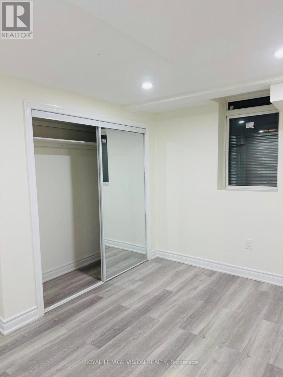 1291 Plymouth Drive, Oshawa, Ontario  L1L 0V1 - Photo 12 - E12546796