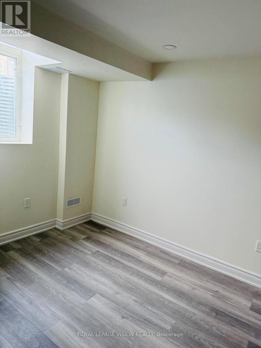 1291 Plymouth Drive, Oshawa, Ontario  L1L 0V1 - Photo 19 - E12546796