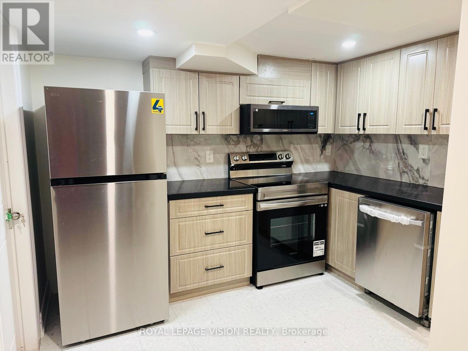 1291 Plymouth Drive, Oshawa, Ontario  L1L 0V1 - Photo 9 - E12546796