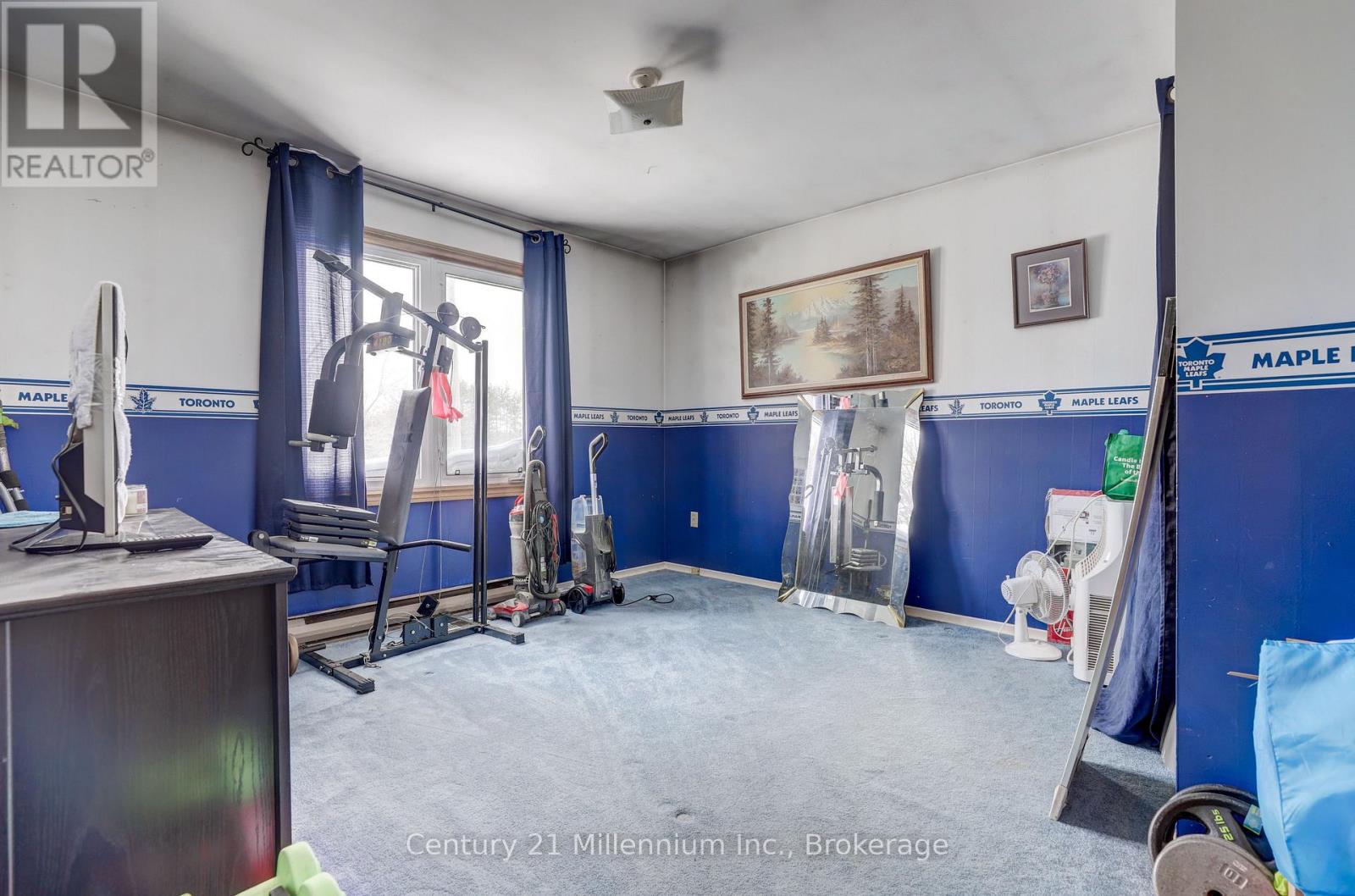 425158 Irish Lake Road, Grey Highlands, Ontario N0C 1H0 - Photo 16 - X12544534