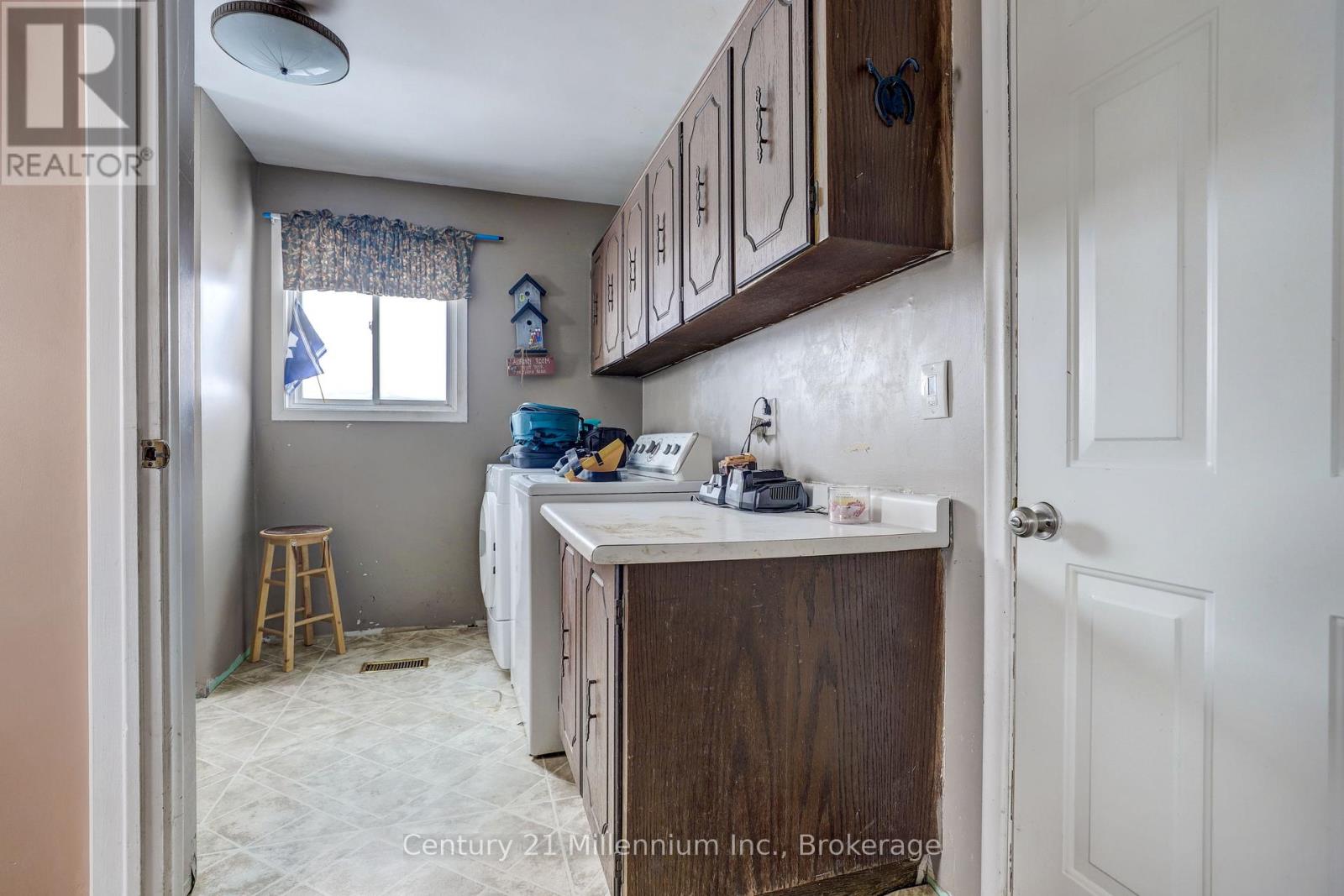 425158 Irish Lake Road, Grey Highlands, Ontario N0C 1H0 - Photo 20 - X12544534