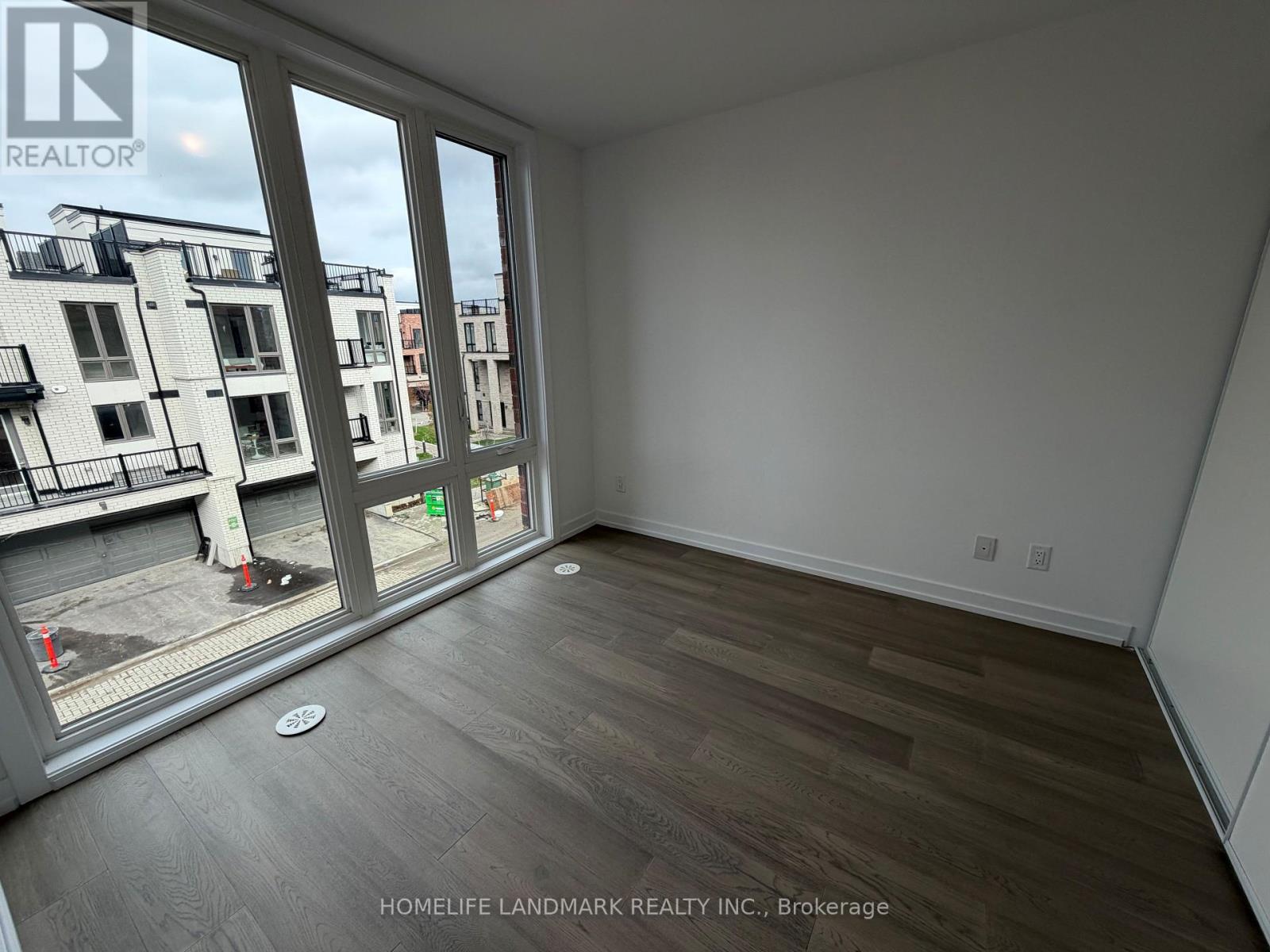 23 Bancroft Lane, Richmond Hill, Ontario  L4E 1M1 - Photo 7 - N12546586