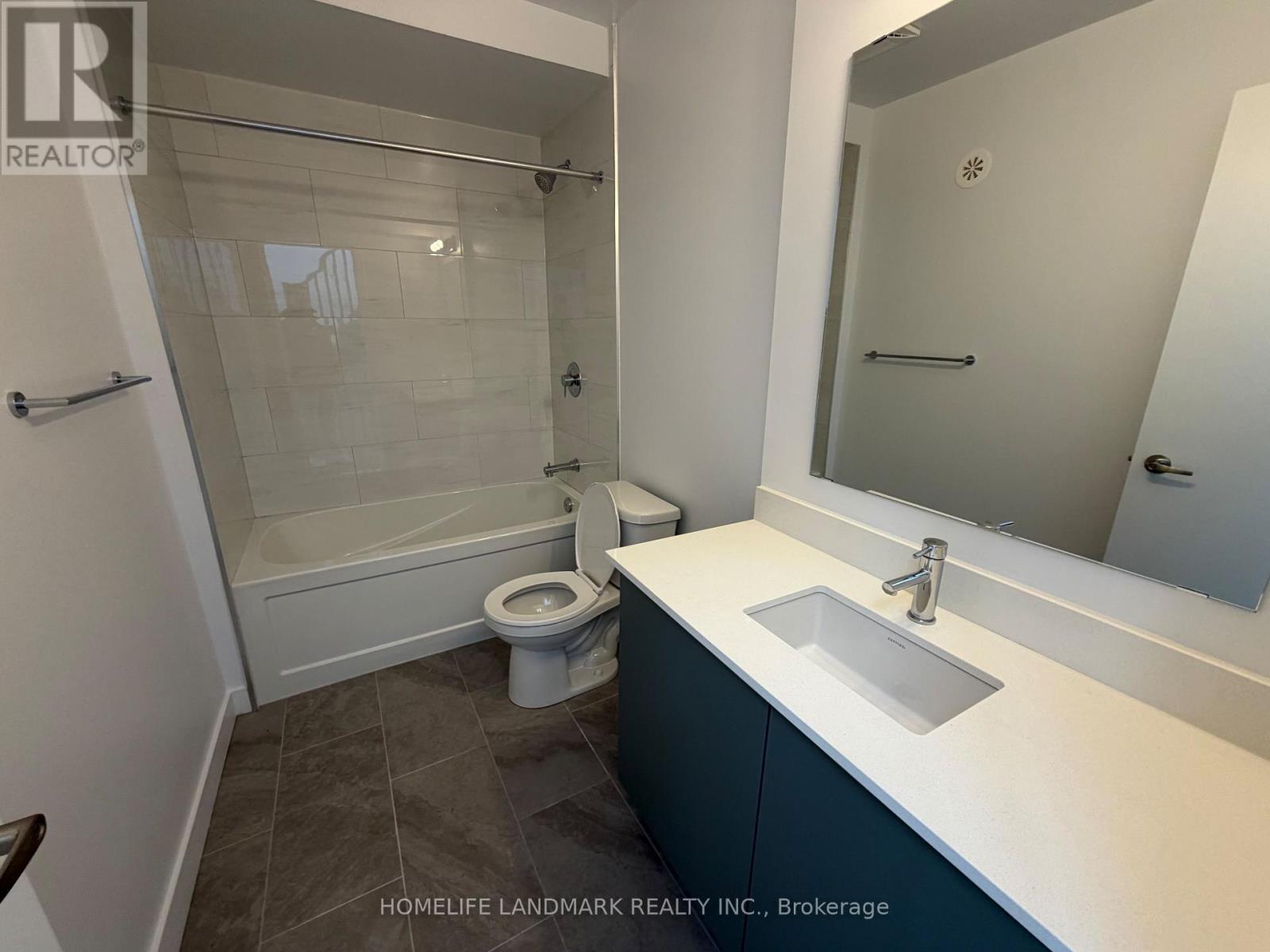 23 Bancroft Lane, Richmond Hill, Ontario  L4E 1M1 - Photo 9 - N12546586