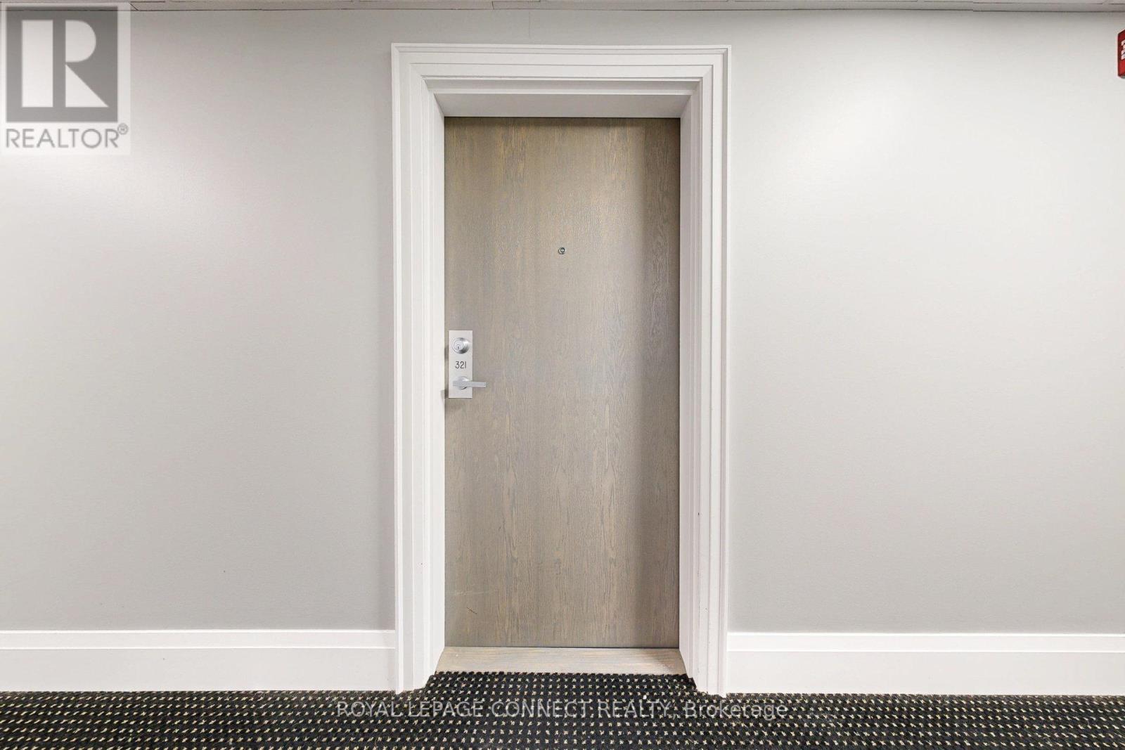 321 - 481 Rupert Avenue, Whitchurch-Stouffville, Ontario  L4A 1Y7 - Photo 4 - N12546738