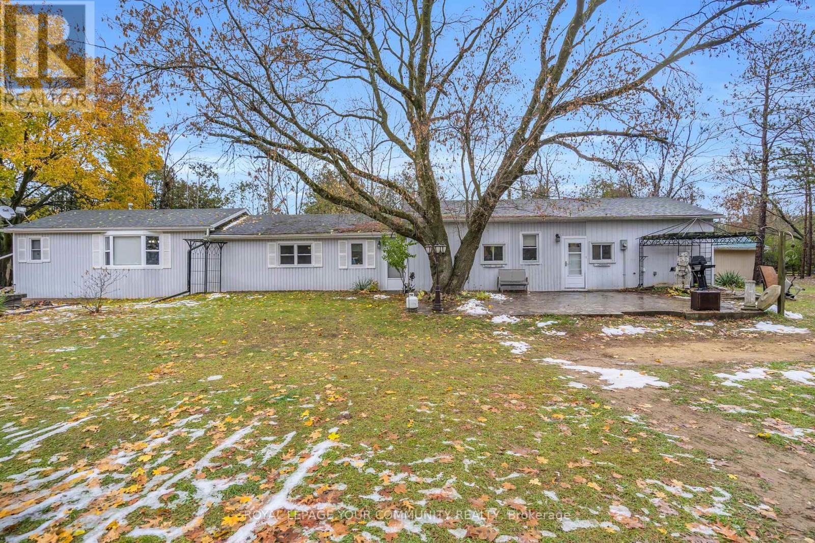 696 CATERING ROAD S, Georgina, Ontario