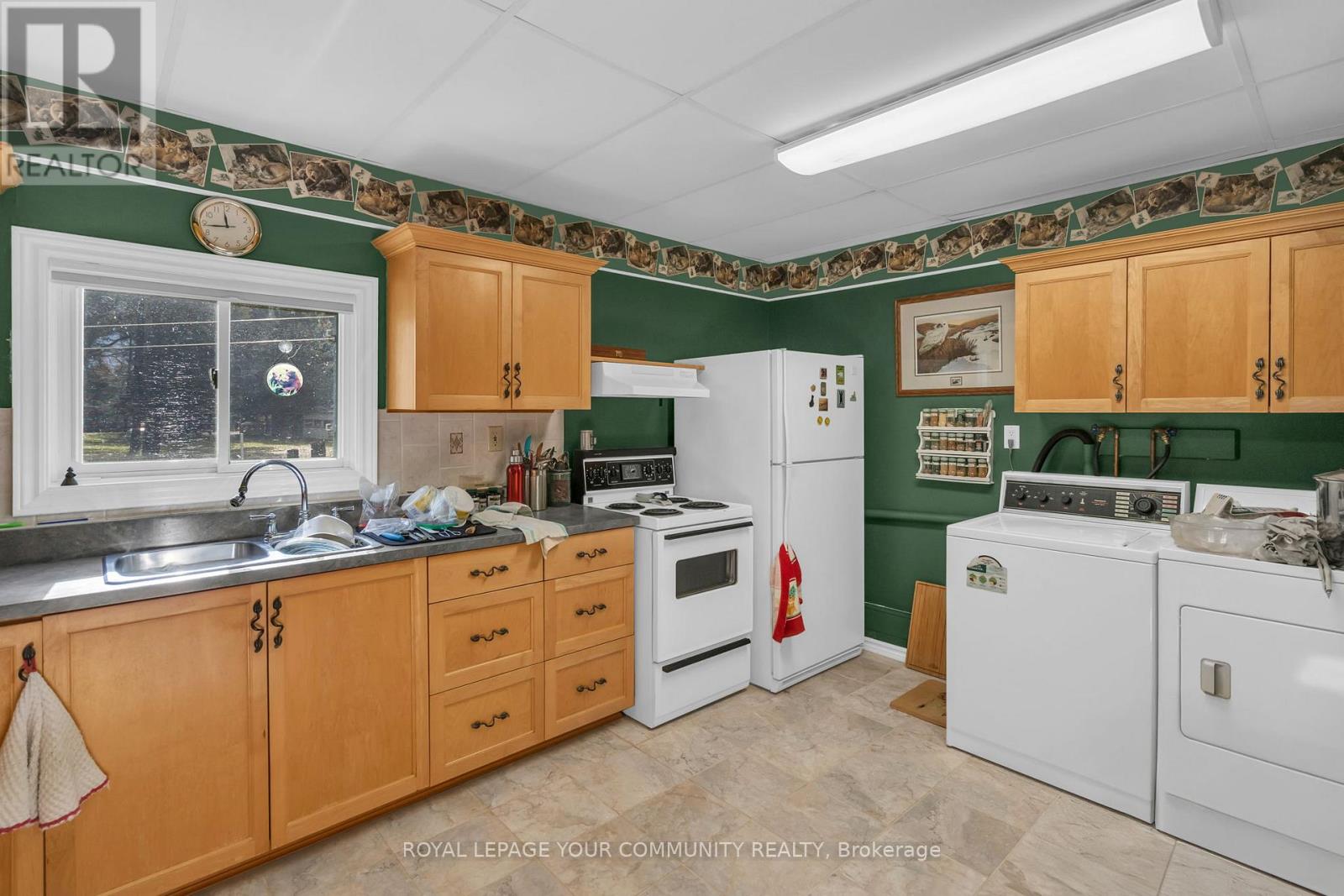 696 Catering Road S, Georgina, Ontario  L0E 1R0 - Photo 14 - N12546792