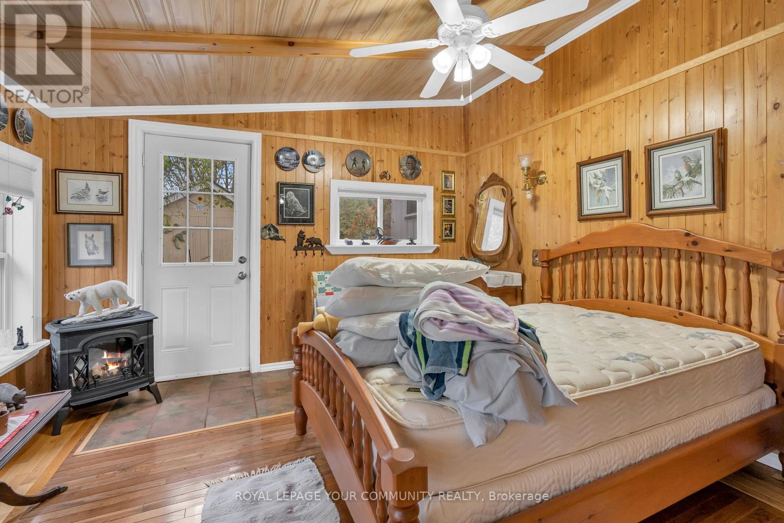 696 Catering Road S, Georgina, Ontario  L0E 1R0 - Photo 21 - N12546792