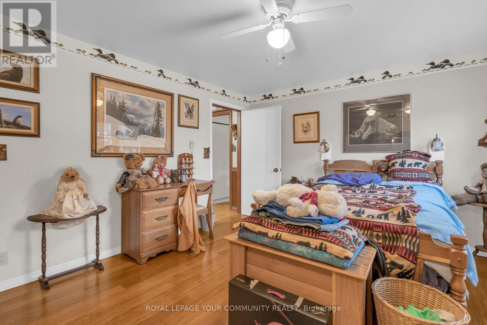 696 Catering Road S, Georgina, Ontario  L0E 1R0 - Photo 23 - N12546792