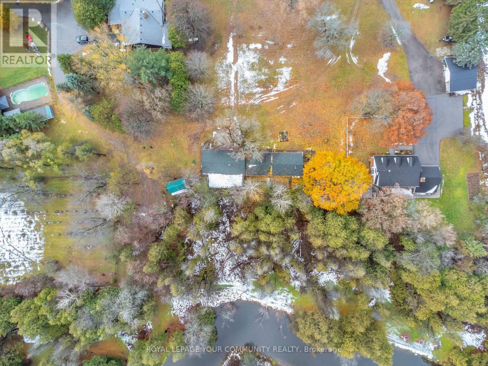 696 Catering Road S, Georgina, Ontario  L0E 1R0 - Photo 45 - N12546792