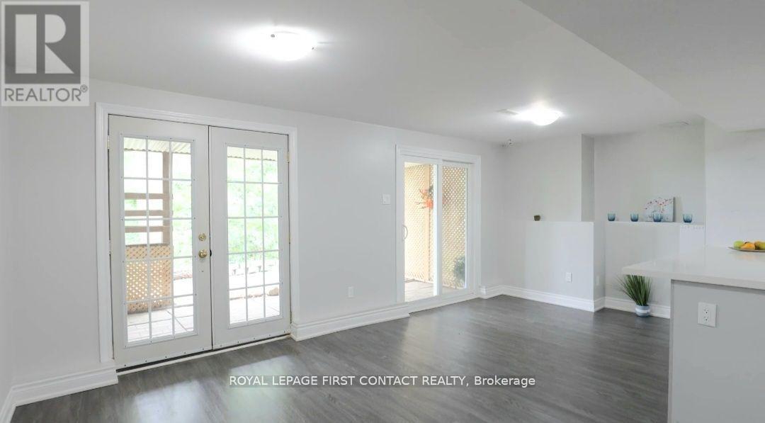 101 Browning Trail, Barrie, Ontario L4N 6J4 - Photo 47 - S12546612