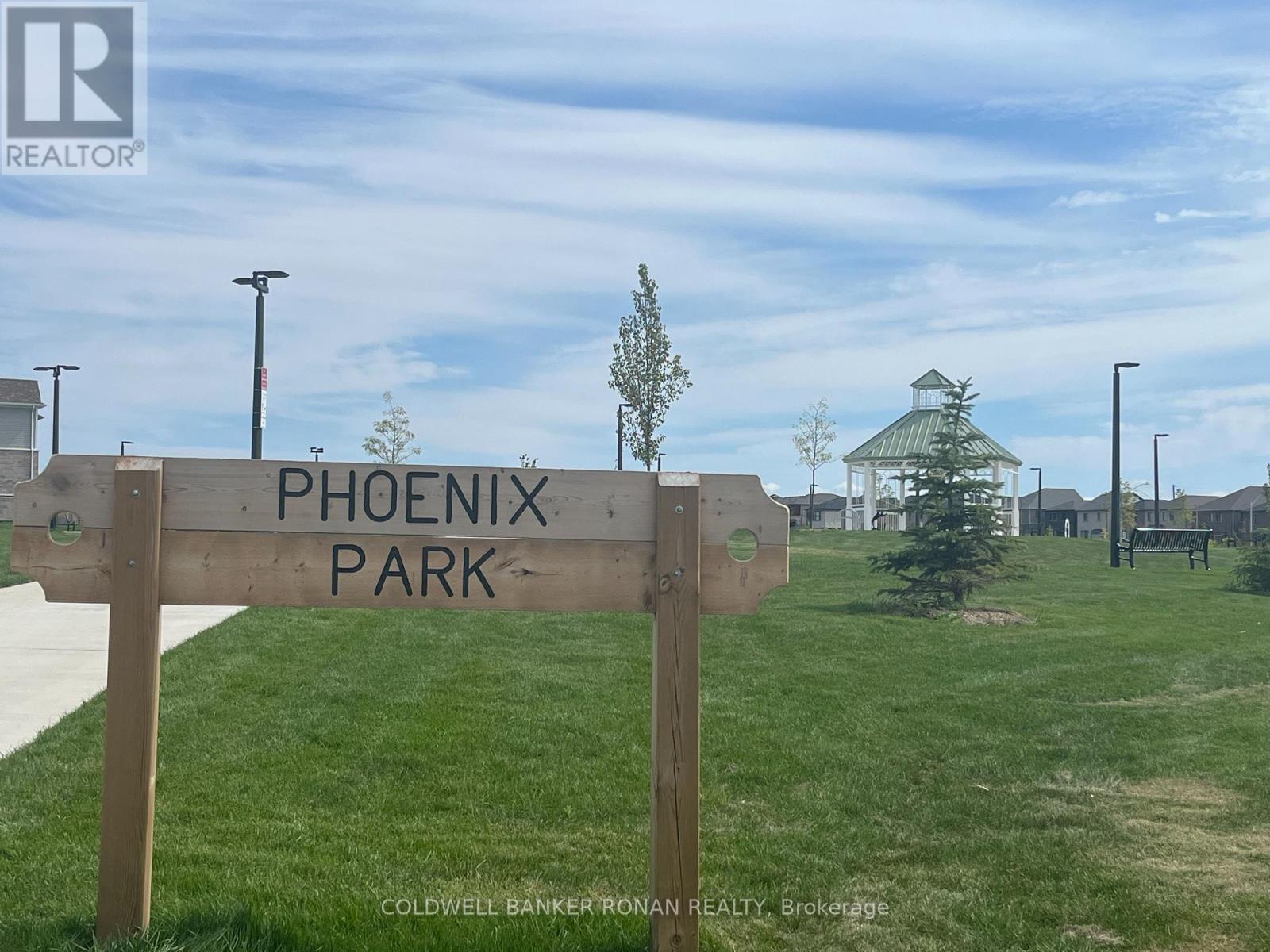 32 Sagewood Crescent, Barrie, Ontario  L9S 2Z4 - Photo 4 - S12546756