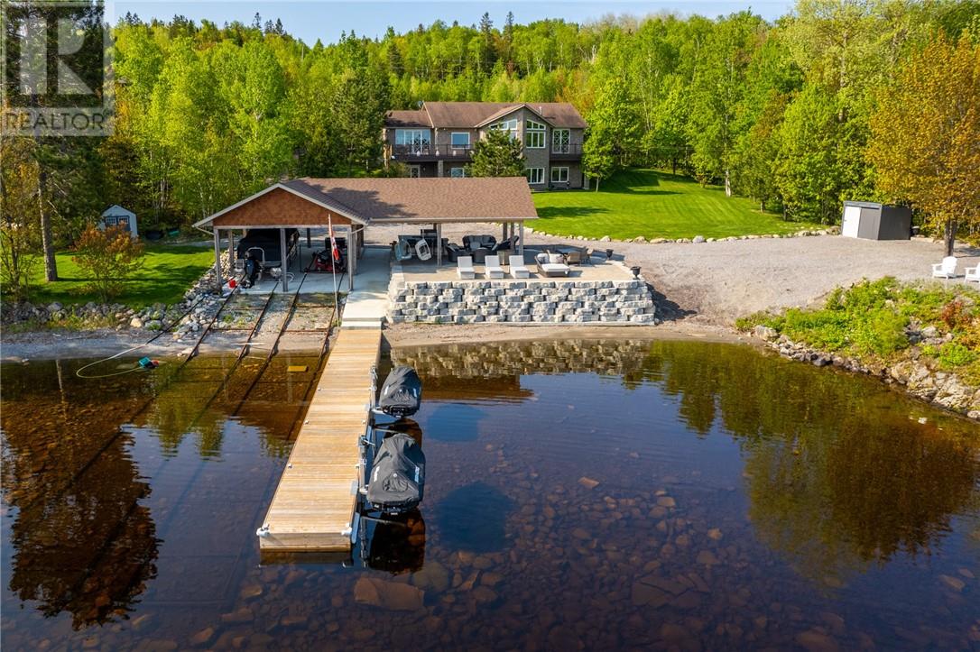 20 Breezehill Road, Skead, Ontario  P0M 2Y0 - Photo 1 - 2125658