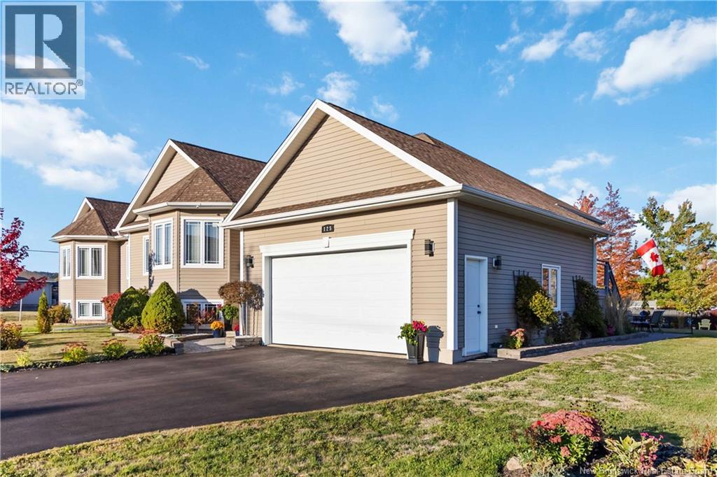 125 Oak Ridge Drive, Moncton, New Brunswick
