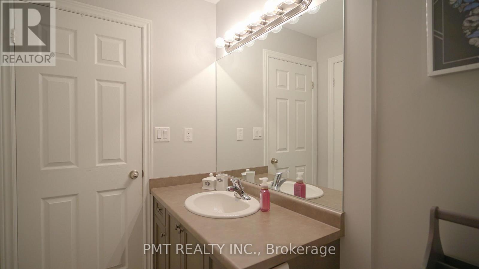 4175 Palermo Common, Burlington, Ontario  L7L 0G7 - Photo 21 - W12546600