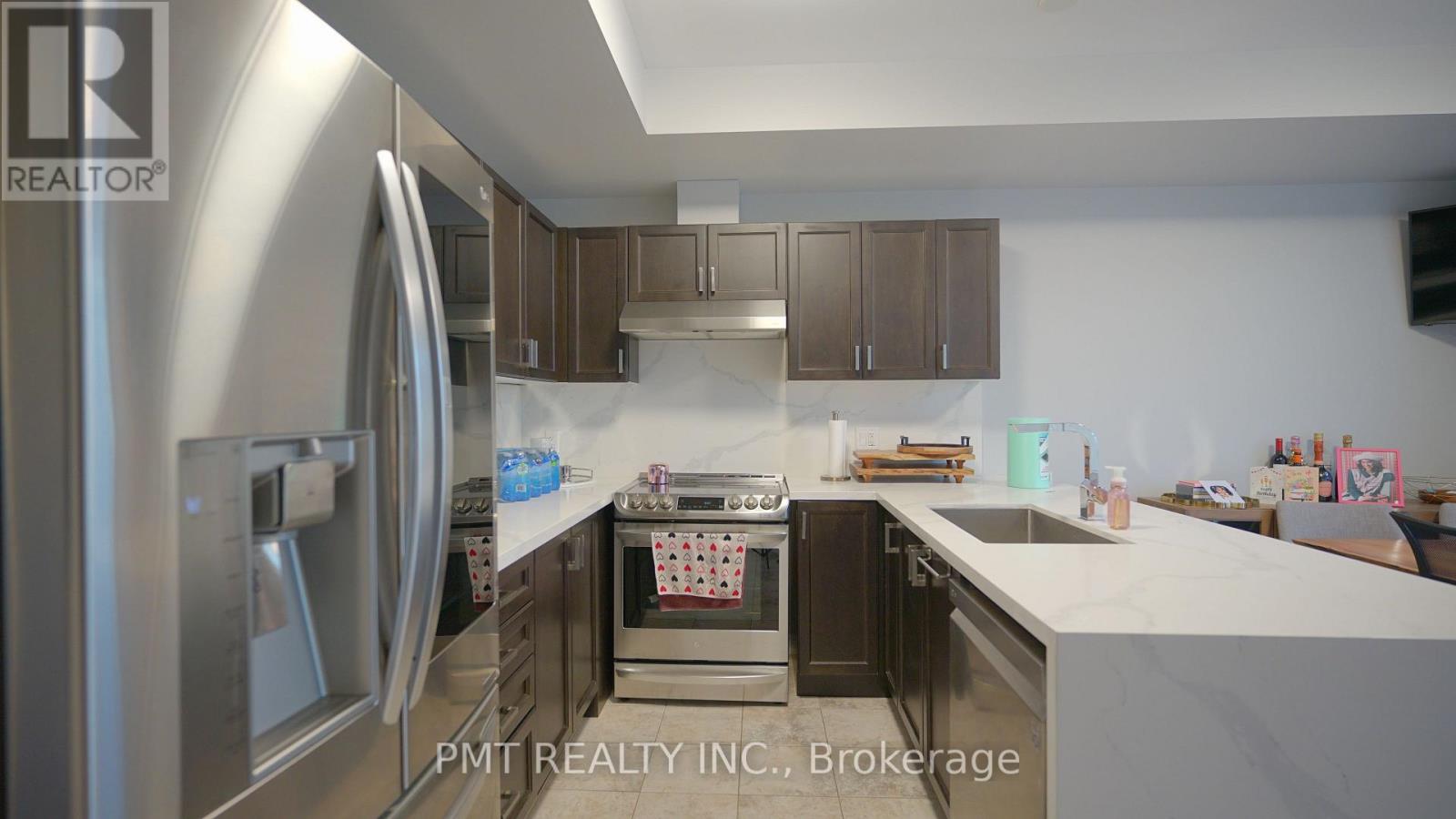 4175 Palermo Common, Burlington, Ontario  L7L 0G7 - Photo 4 - W12546600