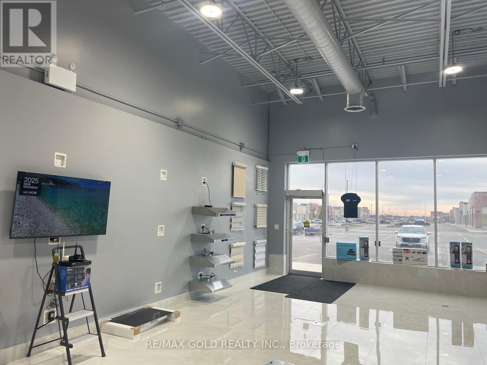 Unit 4 - 6101 Mayfield Road, Brampton, Ontario  L6P 4R9 - Photo 38 - W12546628