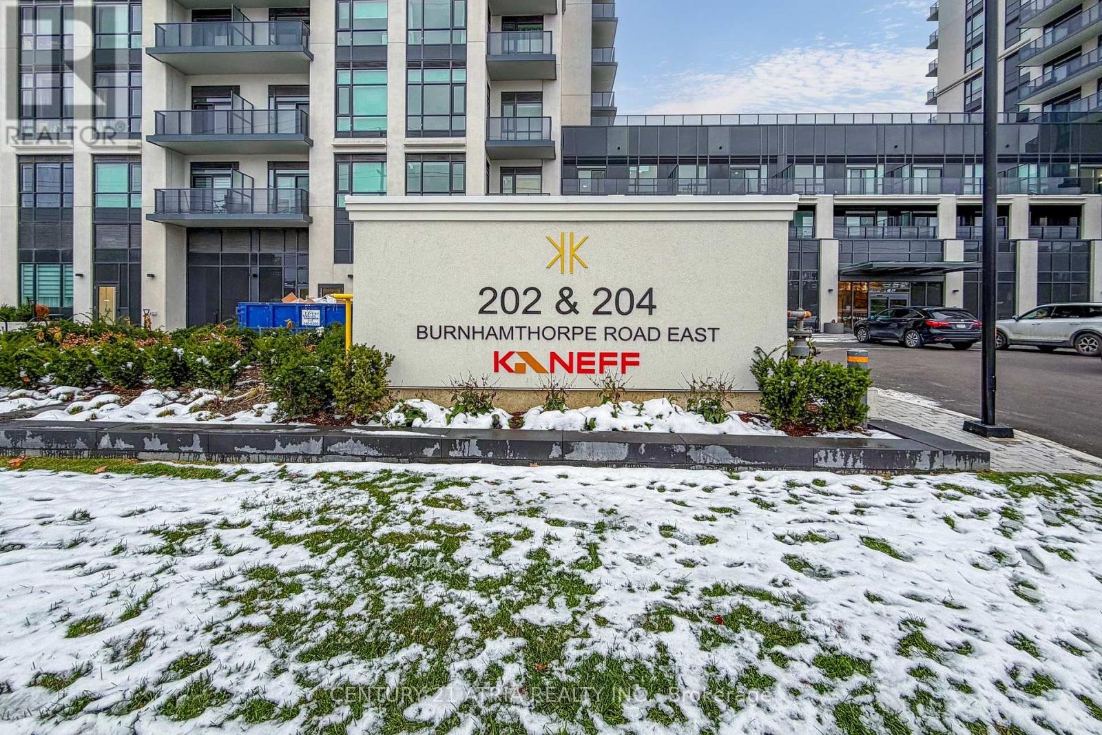 1209w - 202 Burnhamthorpe Road E, Mississauga, Ontario  L5A 0B2 - Photo 3 - W12546630