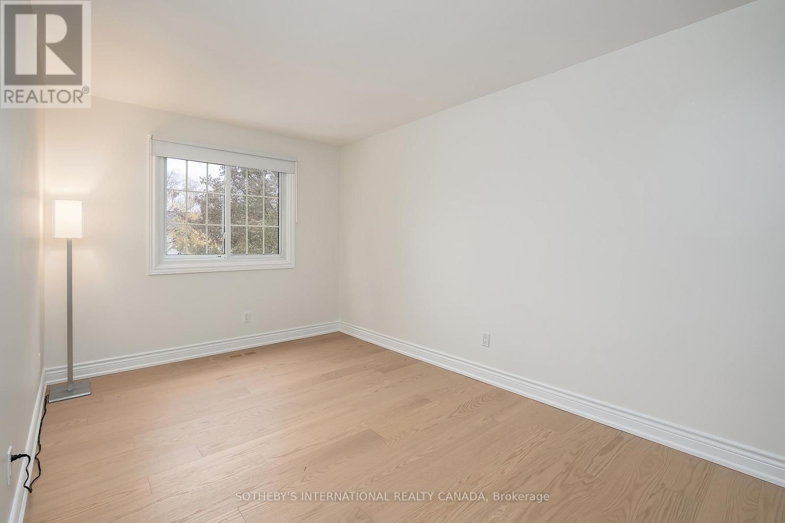 475 Sparling Crescent, Burlington, Ontario  L7L 5J3 - Photo 16 - W12546662