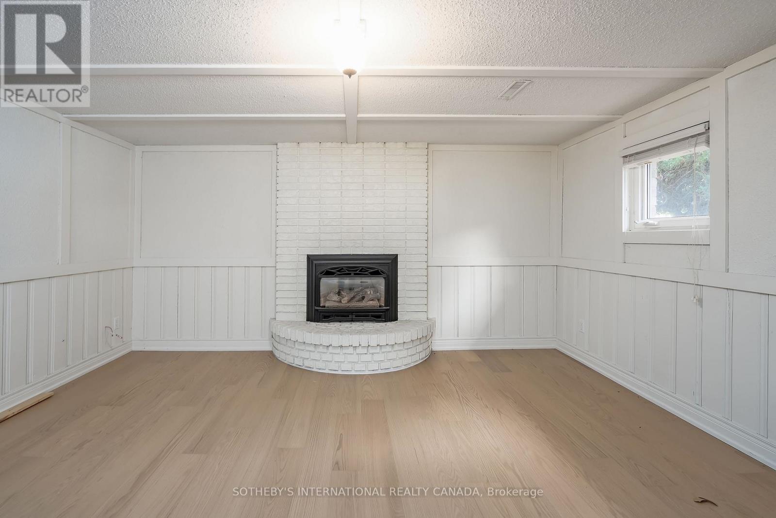 475 Sparling Crescent, Burlington, Ontario  L7L 5J3 - Photo 21 - W12546662