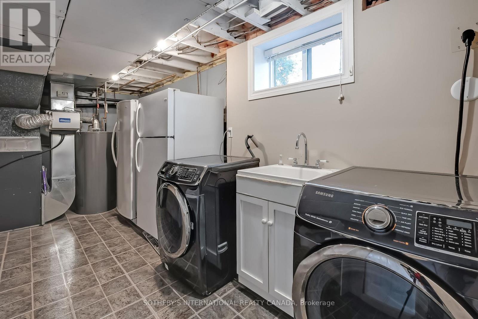 475 Sparling Crescent, Burlington, Ontario  L7L 5J3 - Photo 24 - W12546662