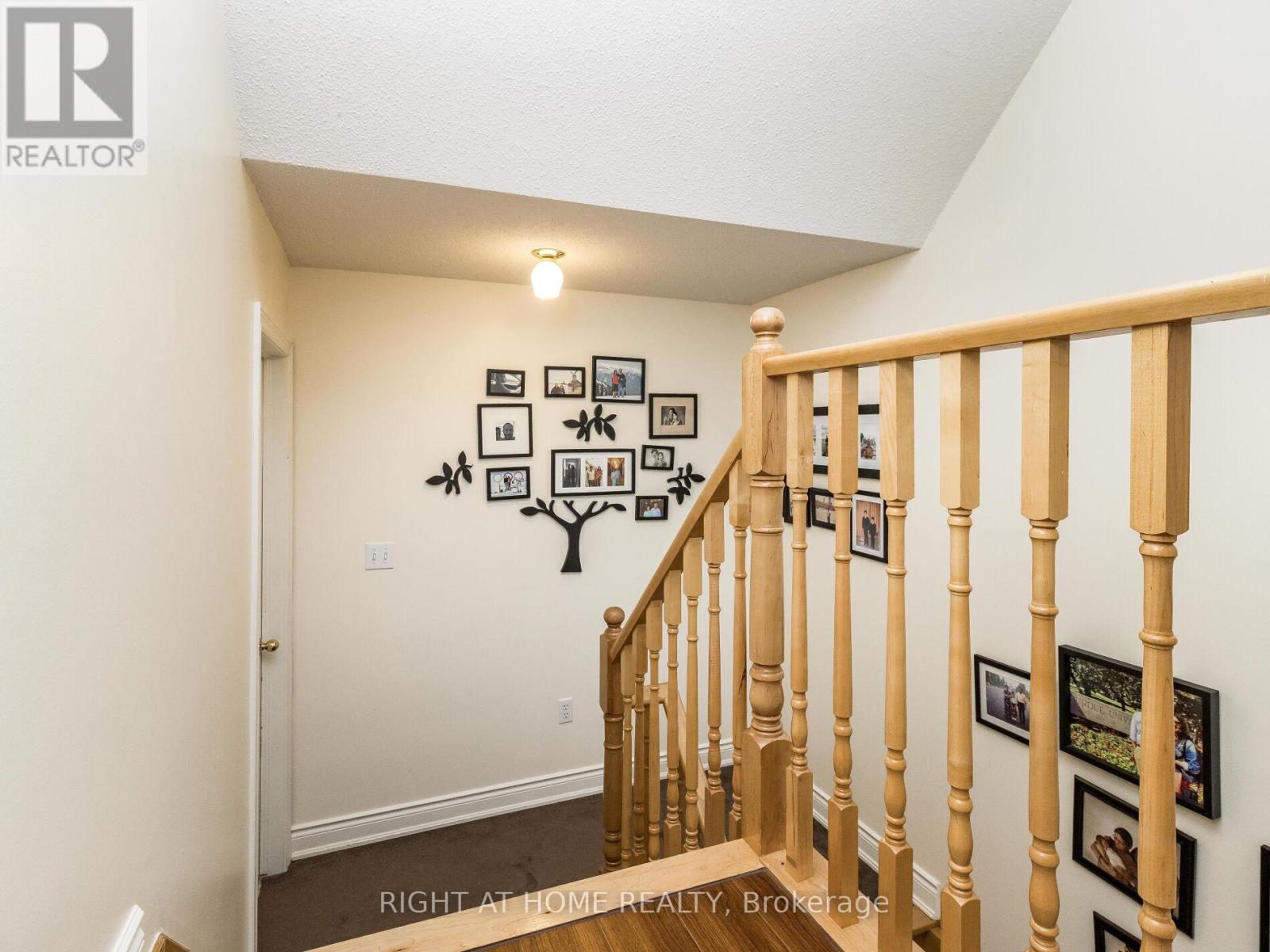 2229 Walker's Line, Burlington, Ontario  L7M 4X4 - Photo 16 - W12546748