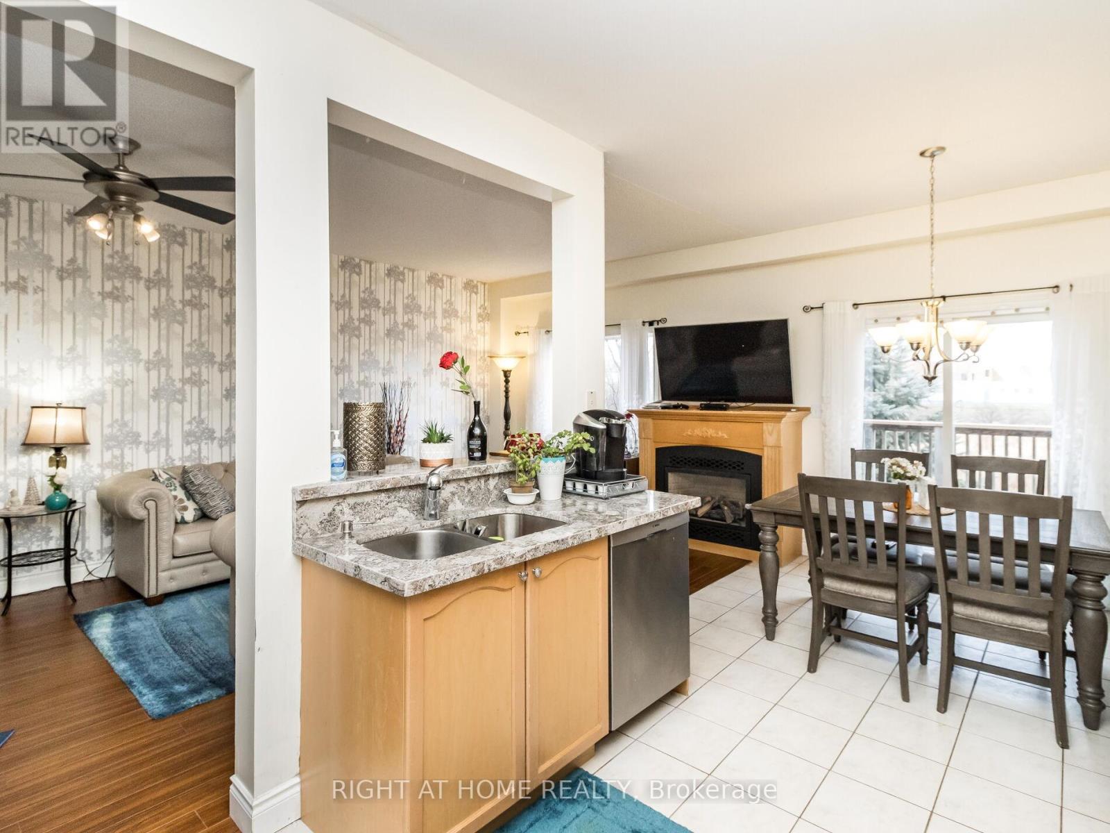 2229 Walker's Line, Burlington, Ontario  L7M 4X4 - Photo 9 - W12546748