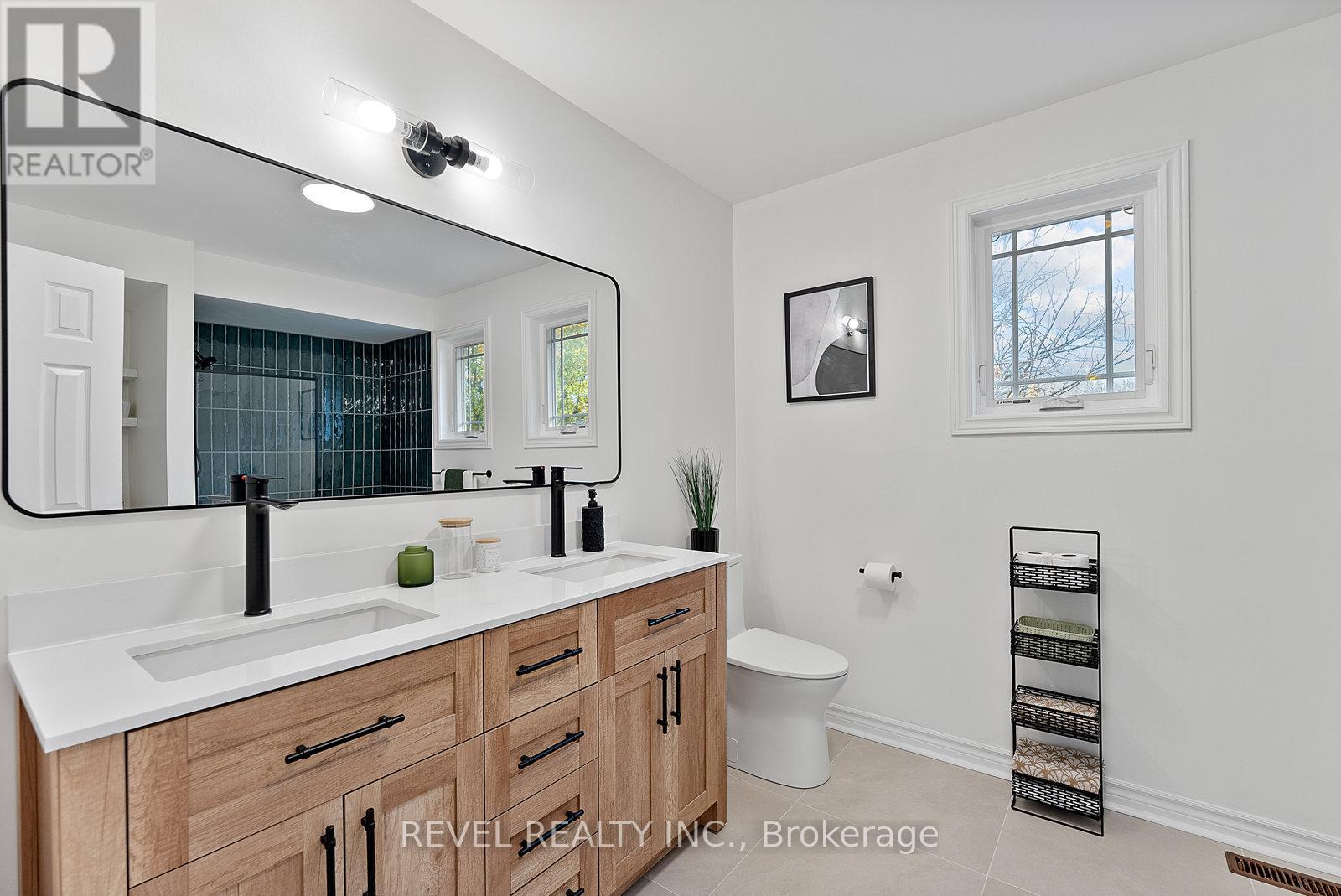 2824 Huntingdon Trail, Oakville, Ontario  L6J 6Y4 - Photo 25 - W12546752